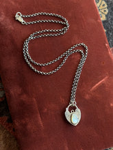 Load image into Gallery viewer, Mother of Pearl Heart Lock