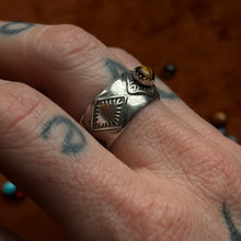 Load image into Gallery viewer, Tiger’s Eye Three's A Charm Band