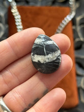 Load image into Gallery viewer, White Buffalo Buckle Chain