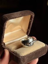 Load image into Gallery viewer, Charm Keeper Ring