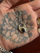 Load image into Gallery viewer, Onyx Heart Lock