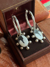 Load image into Gallery viewer, White Buffalo Instigator Hoops