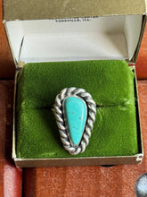 Load image into Gallery viewer, Heavy Twist Hubei Turquoise Ring
