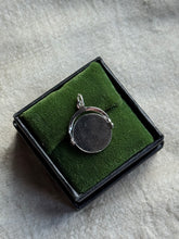 Load image into Gallery viewer, Vintage Sterling Silver Taurus Spinner
