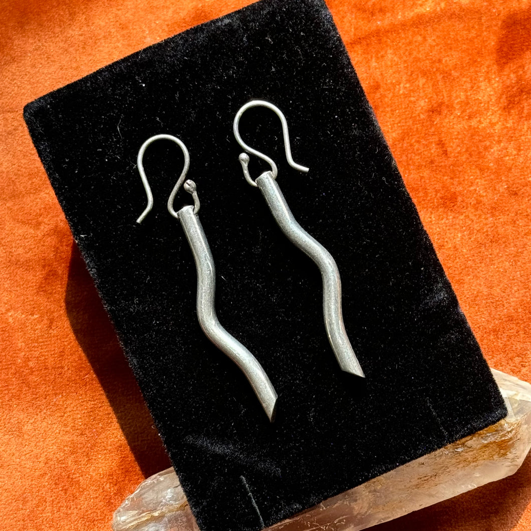 Vintage sterling Silver Wiggle Earrings