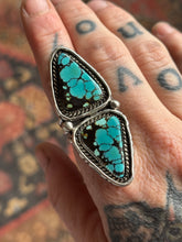 Load image into Gallery viewer, Moon River Shadowbox Ring
