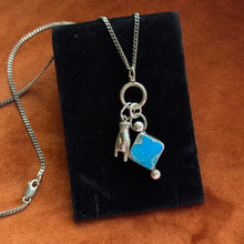 Load image into Gallery viewer, Metal Mano Amulet Necklace
