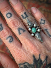 Load image into Gallery viewer, Snowville Varisctie Totem Ring
