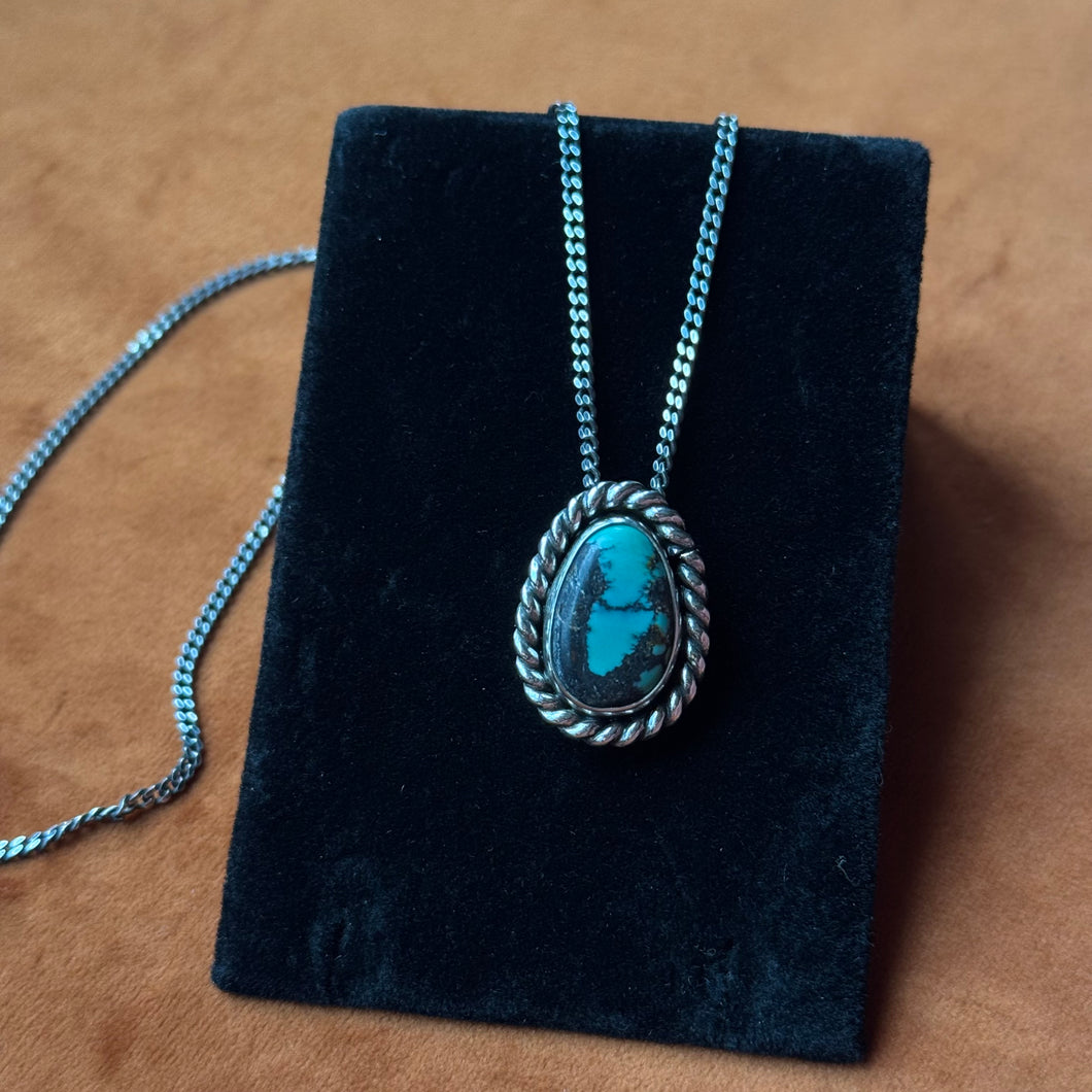 Turquoise Horizons Necklace