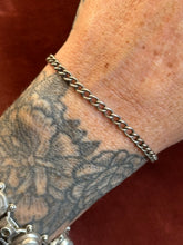 Load image into Gallery viewer, Vintage Sterling Silver Curb Chain Bracelet
