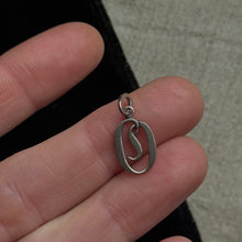 Load image into Gallery viewer, Vintage Sterling Silver ‘O’ Initial Charm
