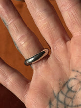 Load image into Gallery viewer, Yungai Turquoise Smokestack Ring
