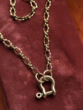 Load image into Gallery viewer, Brass Scalloped Shackle Necklace
