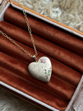 Load image into Gallery viewer, Vintage Gold Fill Mom Locket
