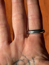 Load image into Gallery viewer, Warpaint Smokestack Ring
