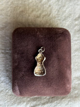 Load image into Gallery viewer, Vintage Sterling Silver Squeeze Doll Charm
