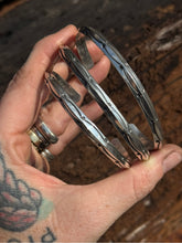 Load image into Gallery viewer, ✦MTO✦ Arches Triangle Cuff
