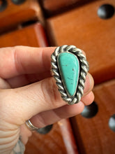 Load image into Gallery viewer, Heavy Twist Hubei Turquoise Ring
