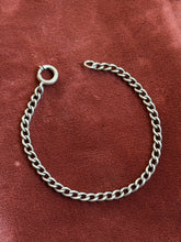Load image into Gallery viewer, Vintage Sterling Silver Curb Chain Bracelet
