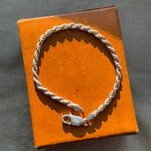 Load image into Gallery viewer, Vintage Sterling Silver Mid-weight Rope Bracelet
