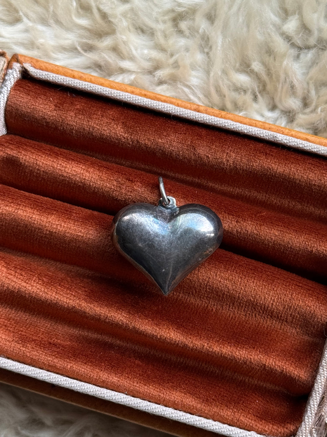 Vintage sterling Silver Puffy Heart Pendant