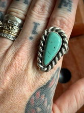 Load image into Gallery viewer, Heavy Twist Hubei Turquoise Ring
