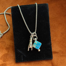 Load image into Gallery viewer, Metal Mano Amulet Necklace
