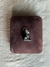 Load image into Gallery viewer, Vintage Sterling Silver Sphinx Cat Charm
