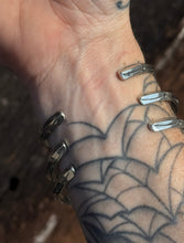 Load image into Gallery viewer, ✦MTO✦ Arches Triangle Cuff
