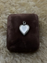 Load image into Gallery viewer, Vintage Sterling Silver Air Force Forget Me Not
