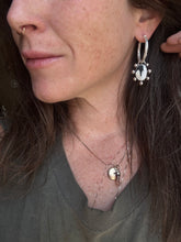 Load image into Gallery viewer, White Buffalo Instigator Hoops
