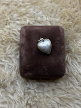 Load image into Gallery viewer, Vintage Sterling Silver Puffy Heart Forget Me Not
