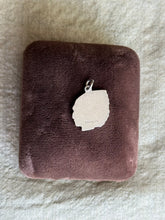 Load image into Gallery viewer, Vintage Sterling Silver Chief Charm
