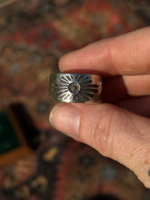 Load image into Gallery viewer, Mariplata Band
