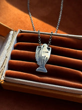 Load image into Gallery viewer, The Eternal Necklace
