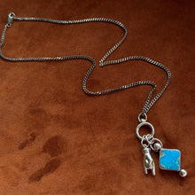 Load image into Gallery viewer, Metal Mano Amulet Necklace
