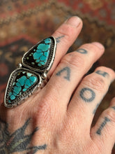 Load image into Gallery viewer, Moon River Shadowbox Ring
