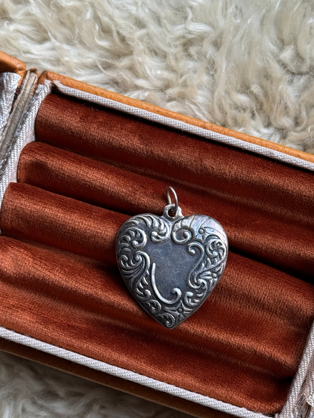 Vintage Sterling Silver Filigree Heart Pendant
