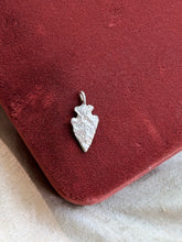 Load image into Gallery viewer, Vintage Sterling Silver Arrowhead Charm
