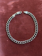 Load image into Gallery viewer, Vintage Sterling Silver Double Link Chain Bracelet
