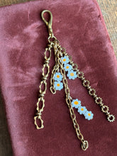 Load image into Gallery viewer, Brass &amp; Glass Daisy Bead Bag Charm
