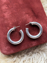 Load image into Gallery viewer, Vintage Sterling Silver Hollow Hoops
