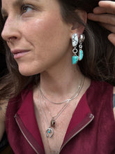 Load image into Gallery viewer, Mariposa Earrings
